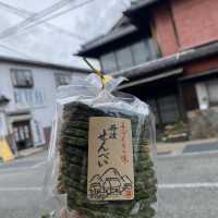 地域のお土産がさまざまあるお店