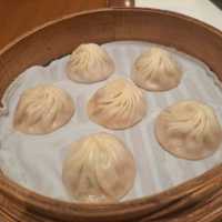 台灣過江龍小籠包 鼎泰豐🍞🍗🥤