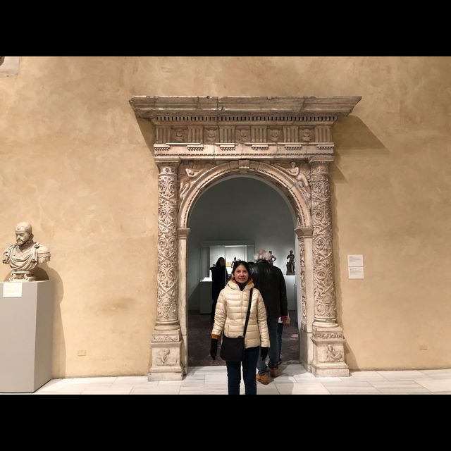 มาชม The Met กันค่ะ