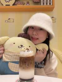 노랑노랑한 귀여움 가득! 하라주쿠 폼폼푸린 카페💛