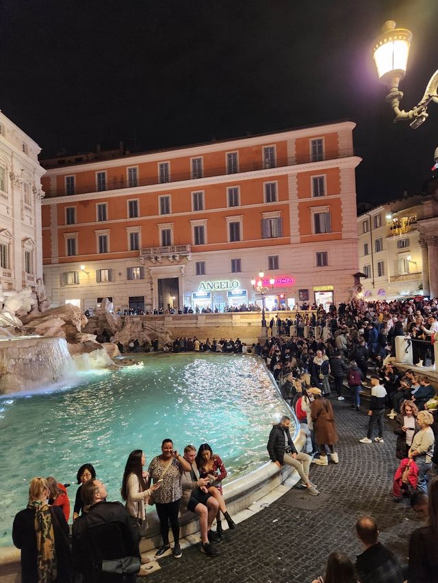 人生必去絕美的許願池｜羅馬Fontana di trevi