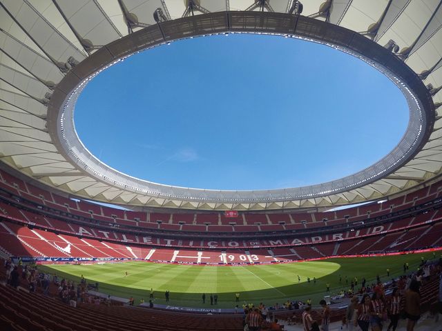 スペイン🇪🇸 サッカーの強豪アトレティコ・マドリードの本拠地をご紹介