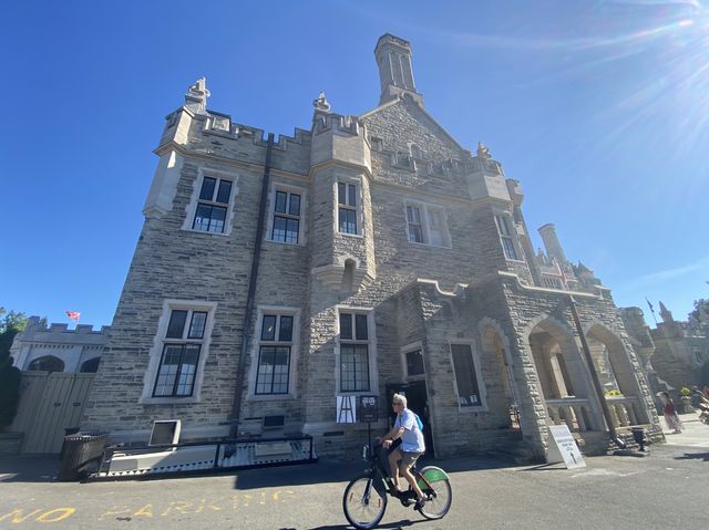 Casa Loma - House on the Hill 🇨🇦