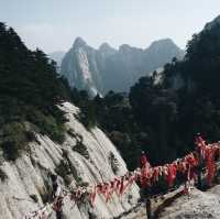 hiking huashan