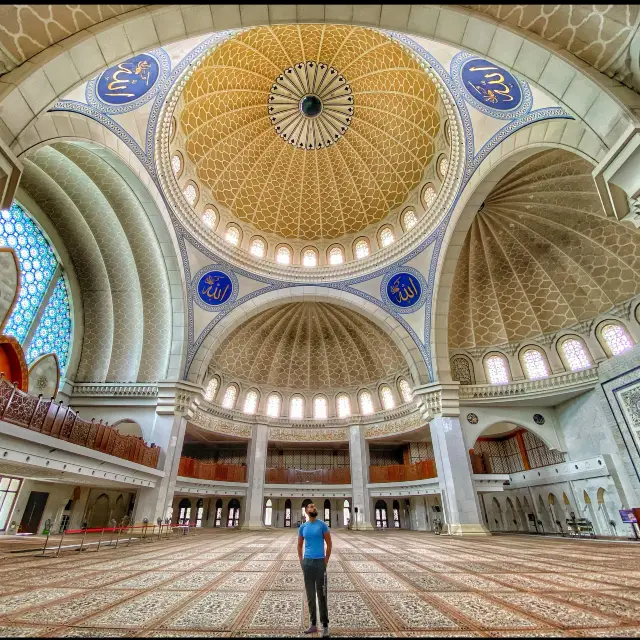  Masjid Wilayah Persekutuan Mosque