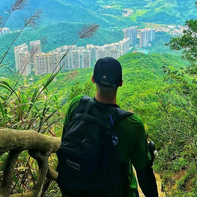 The most famous mountain in Shenzhen! ⛰️ 