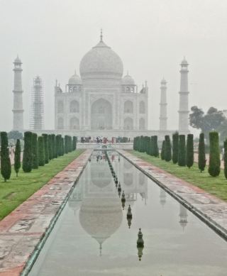 India | Experience the treasures of Indian architecture, waking up early is worth it.