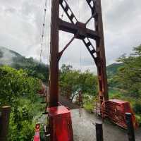 全長約160mの真っ赤な「蔵王橋」