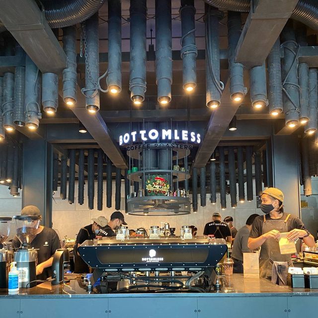 ร้านคาเฟ่ Bottomless นนทบุรี