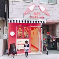 キラキラ、ポップな可愛いお店【Ni7】⭐