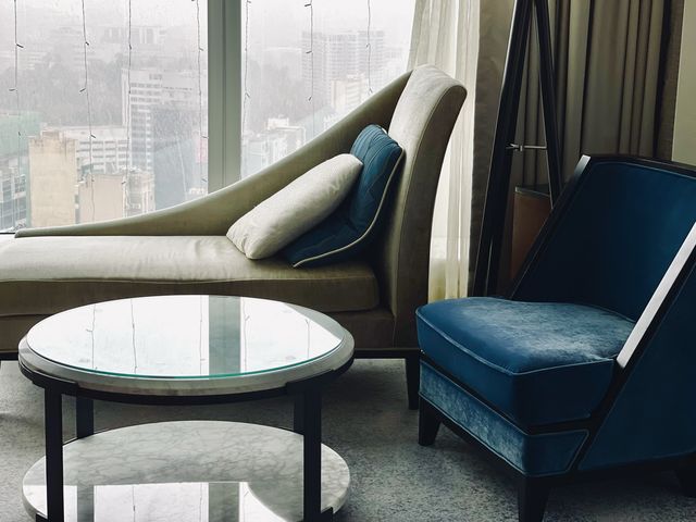 服務一流👍壯觀景色💪地點旺中帶靜💁🏻‍♂️居高臨下🤭CODIRS Hotel HK 康德思酒店