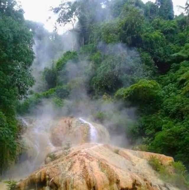 Unwind and relaxed at Mainit Hot Spring