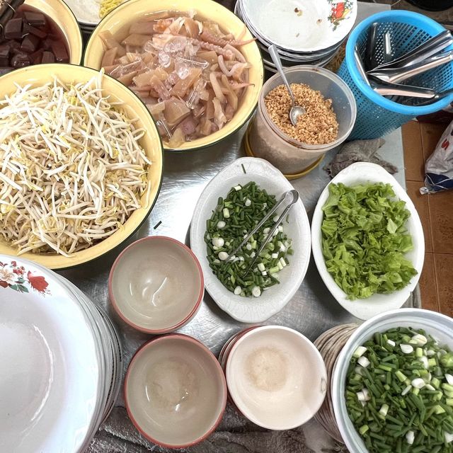 ร้านบะหมี่เย็นตาโฟสามพี่น้อง รสเด็ด ย่านเมืองเก่า