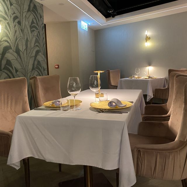 隱藏在中環都爹利街斜路的意法餐廳A Lux～