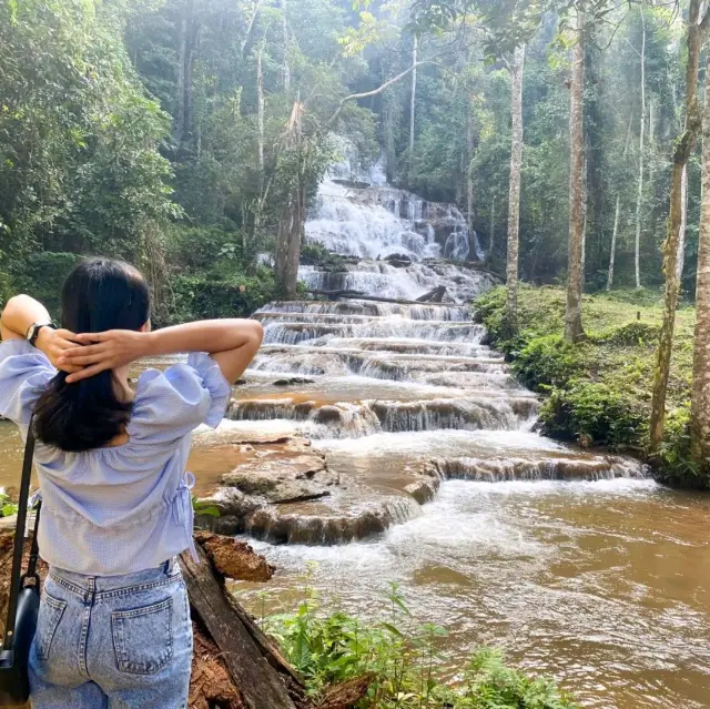 อุทยานแห่งชาติน้ำตกพาเจริญ