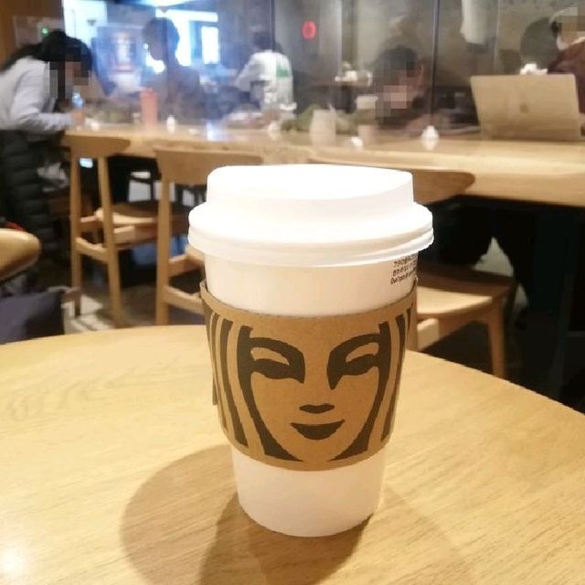 【京都】立地最高😃⤴️⤴️「STARBUCKS☕COFFEE 」京都タワーサンド店