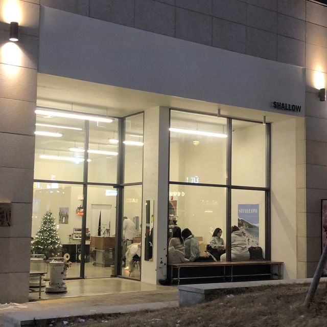 매일 가고 싶은 감성 디저트 카페 “샬로우커피” 송도점