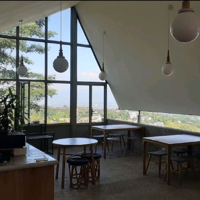 Mana Cafe