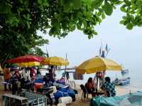 กินหมึกที่หาดลับพัทยา