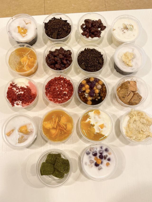 甜姨姨私房甜品 18杯瘋味小杯甜品