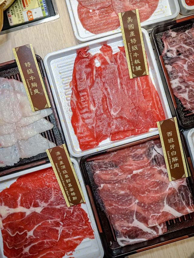 新開必試泰金鍋，泰式食物選擇多