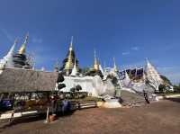 วัดที่สวยงาม วัดเด่นหลีสีเมืองแกน