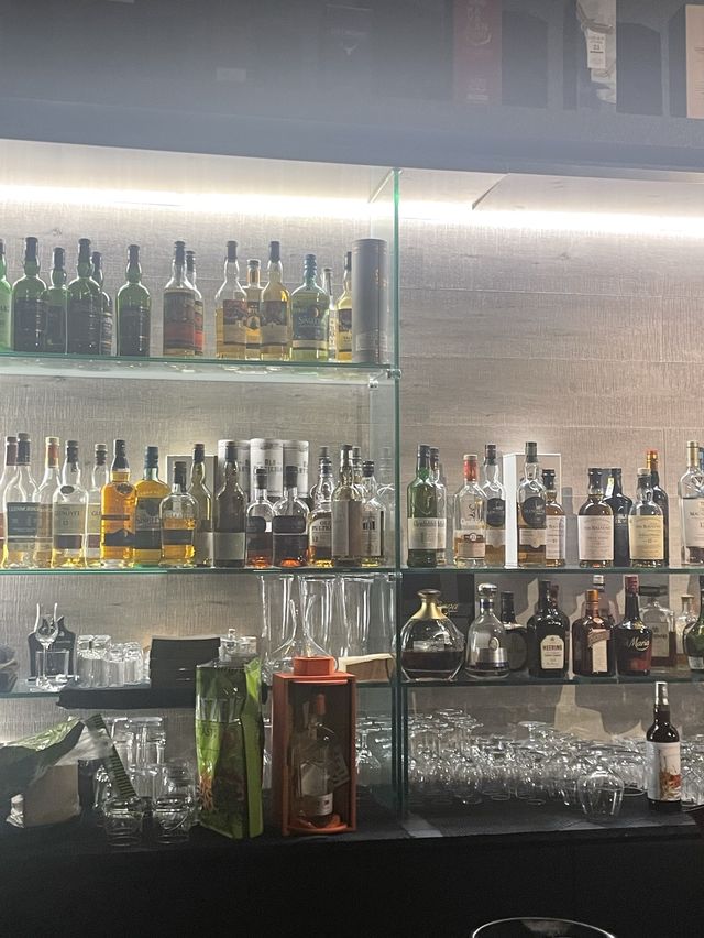 서래마을 실내 데이트는 골든 슬럼버 🍹 
