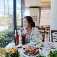 ร้านบ้านรับรอง อาหารอร่อย ซอย ศรีนครินทร์ 55