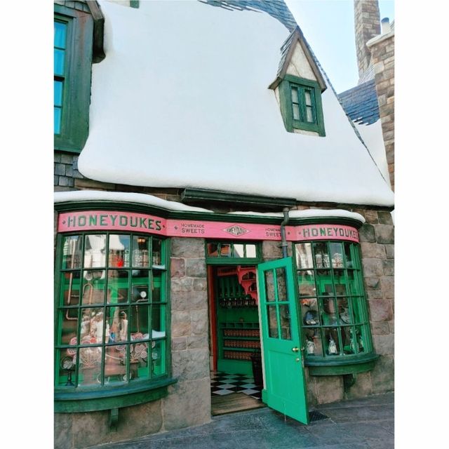 お菓子だけじゃない！　USJ　ハニーデュースク