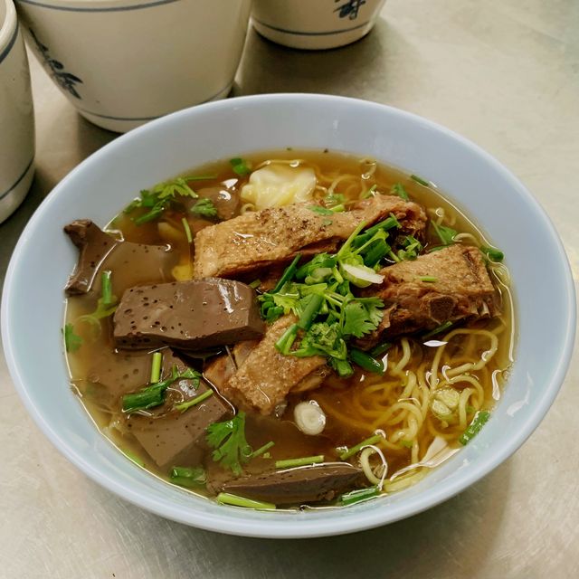 The Best Duck Soup Noodles in Hua Hin 🦆