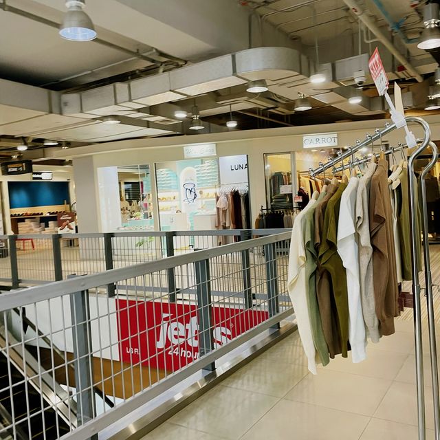 siam square one, a shopping center in BKK