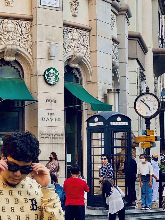 STARBUCKS สไตล์อังกฤษ ที่สุขุมวิท 24