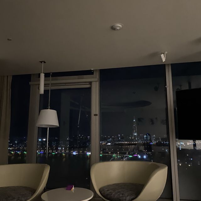 :: 韓国ソウル🇰🇷 漢江を一望できる特級ホテル✨韓国で最高の贅沢ホカンス🥇【VISTA WALKERHIL】