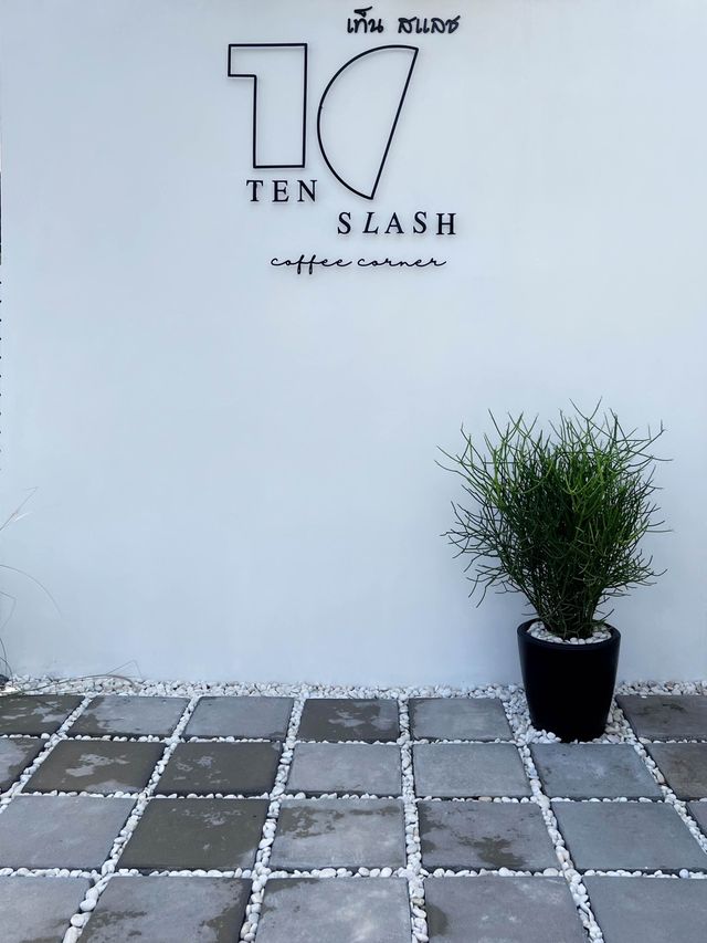 Ten Slash Coffee Corner