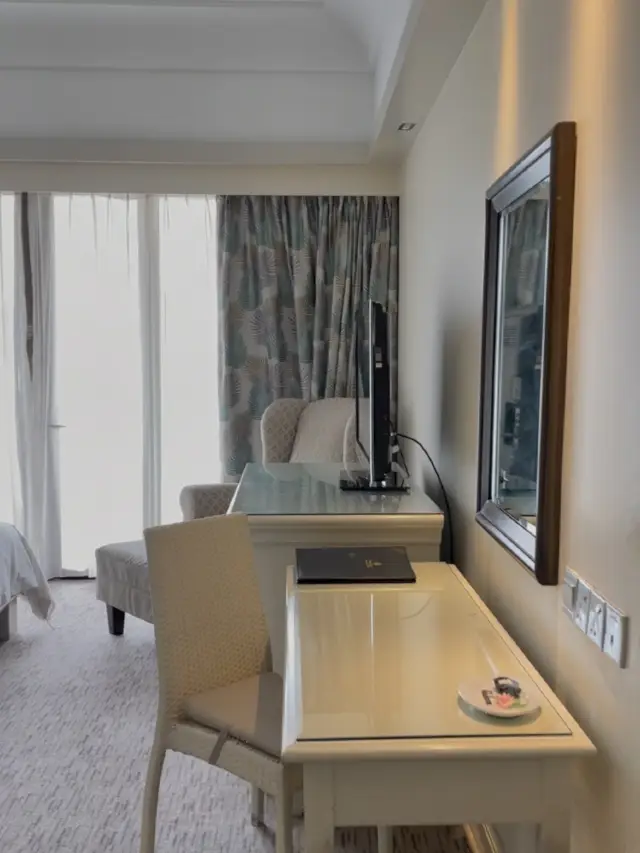 Feeling luxurious by the sea