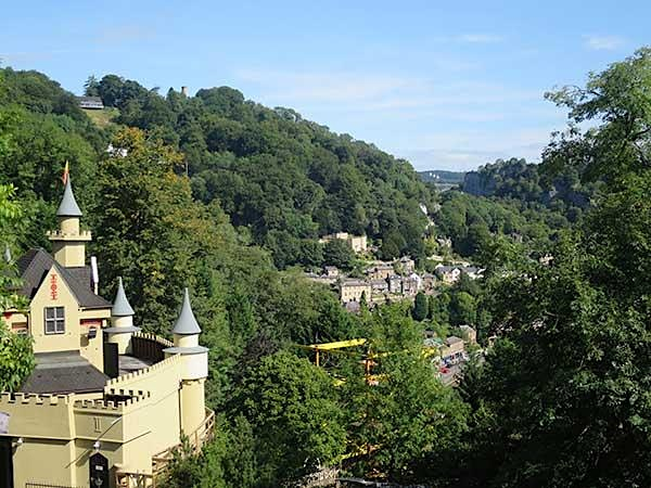 HTC  Family Coach Trip - Gulliver's Kingdom | Gulliver's Kingdom