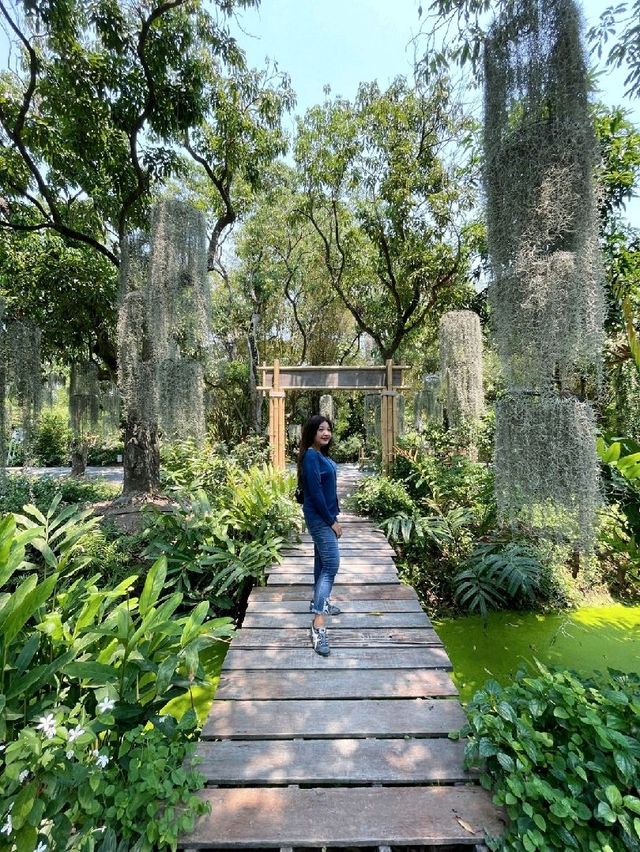 Poomjai Garden / Natura Cafe 