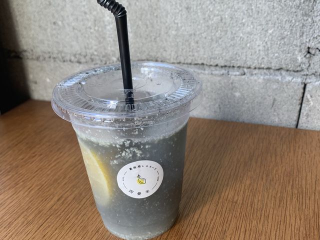 【広島県福山市】1日50杯だけ売る裏路地の週末レモネード屋さん