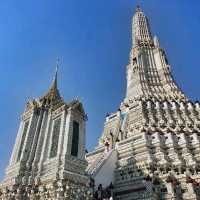 สัญลักษณ์ของ กรุงเทพฯ ที่อยู่บนฝั่งธนบุรี