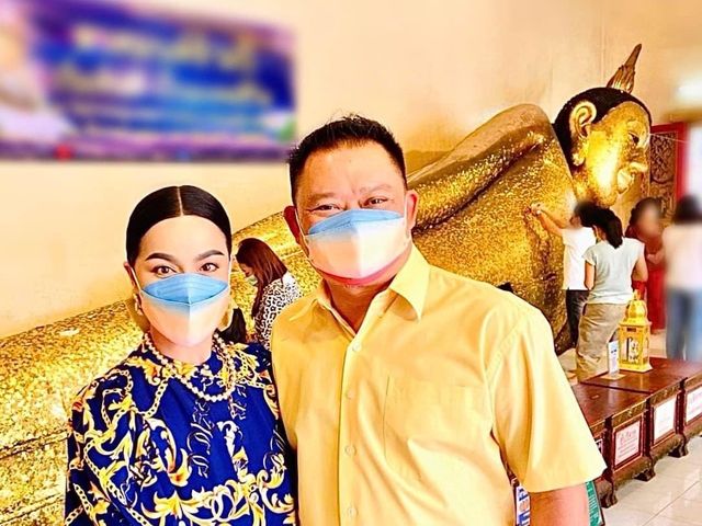 กราบพระนอน(ตะแคงซ้าย) องค์ใหญ่สุดในไทย