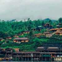 บ้านรักไทย แม่ฮ่องสอน​