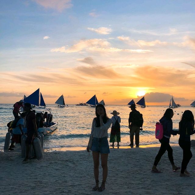 보라카이 화이트비치의 노을 🧡💛🏝