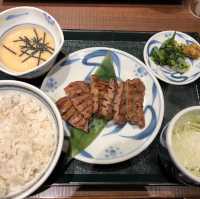 東京超厚牛舌店