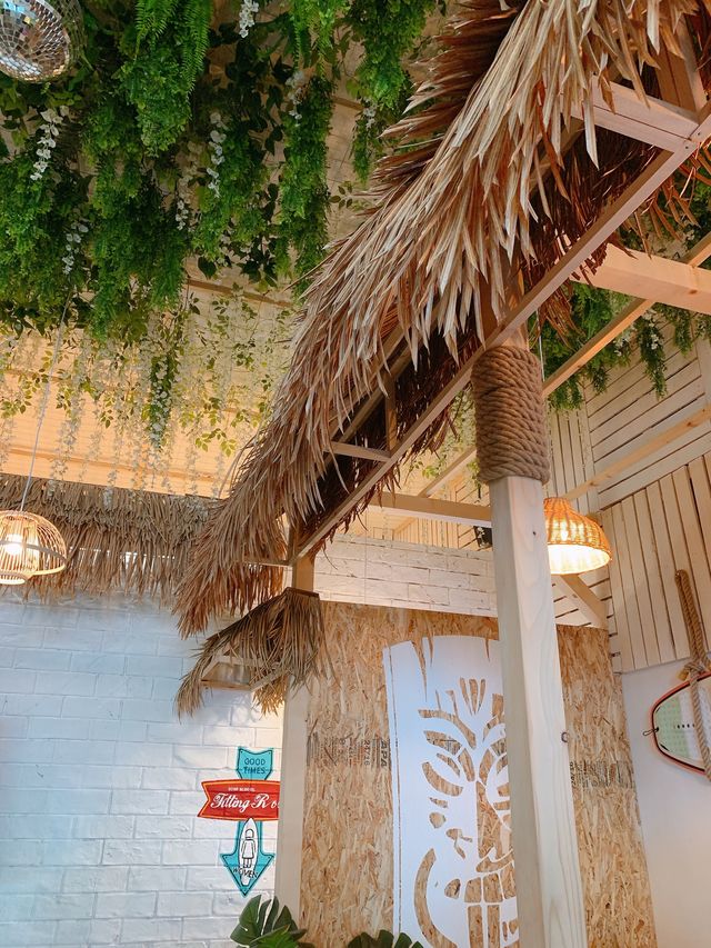 발리 느낌 물씬🌴 강릉 포이푸 카페&펍