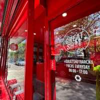 ร้านกาแฟสุด Cool  "GREAT SHOT BAR CNX"