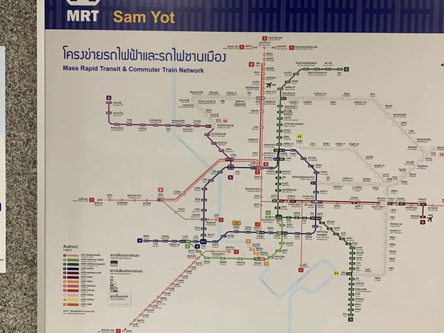 曼谷（昭拍耶河）觀賞河景食自助餐泰式火鍋「Yang Noey Saphan Phut」