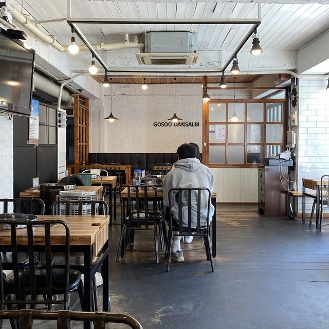 전주 영화의 거리 맛집, ‘고수닭갈비’