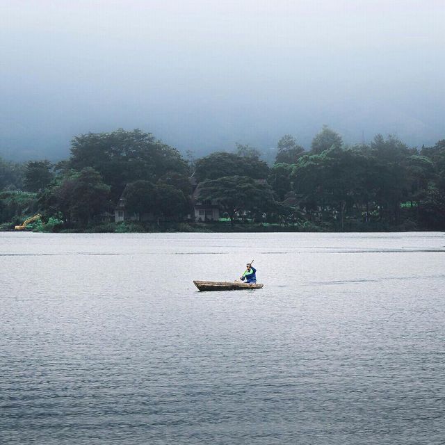 Selorejo lake