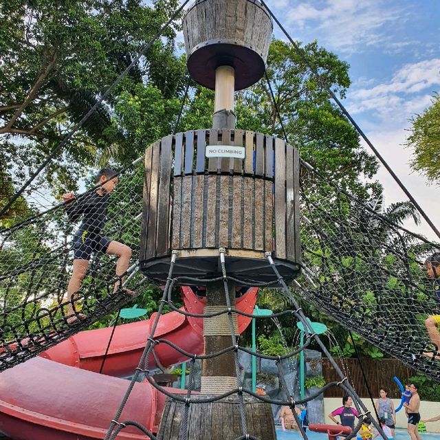 Shangri-La Singapore, Splash Zone