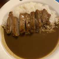 逸東酒店內平民日式咖哩